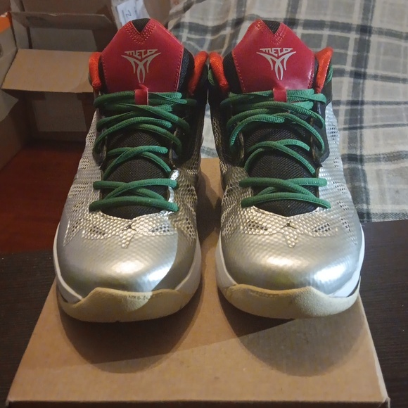 Jordan Melo M8 Advance "Metallic Silver Black" Mens SZ 10.5 EUC - Picture 4 of 9
